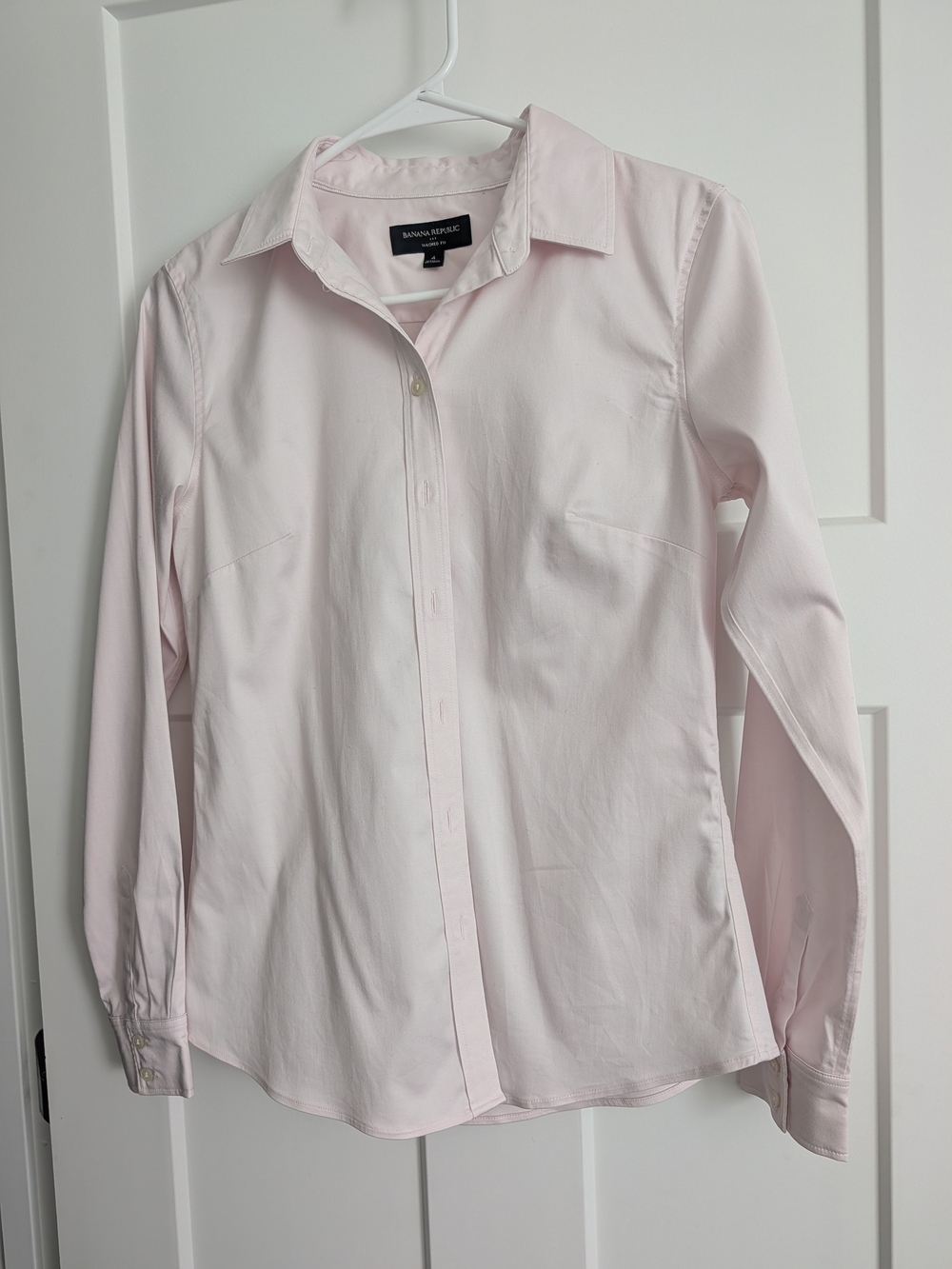 Banana Republic Light Pink Tailor Fitted Blouse Size 4